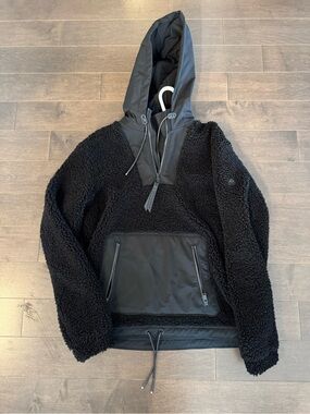 Moose knuckles - Black Sherpa Hoodie with Front Pouch